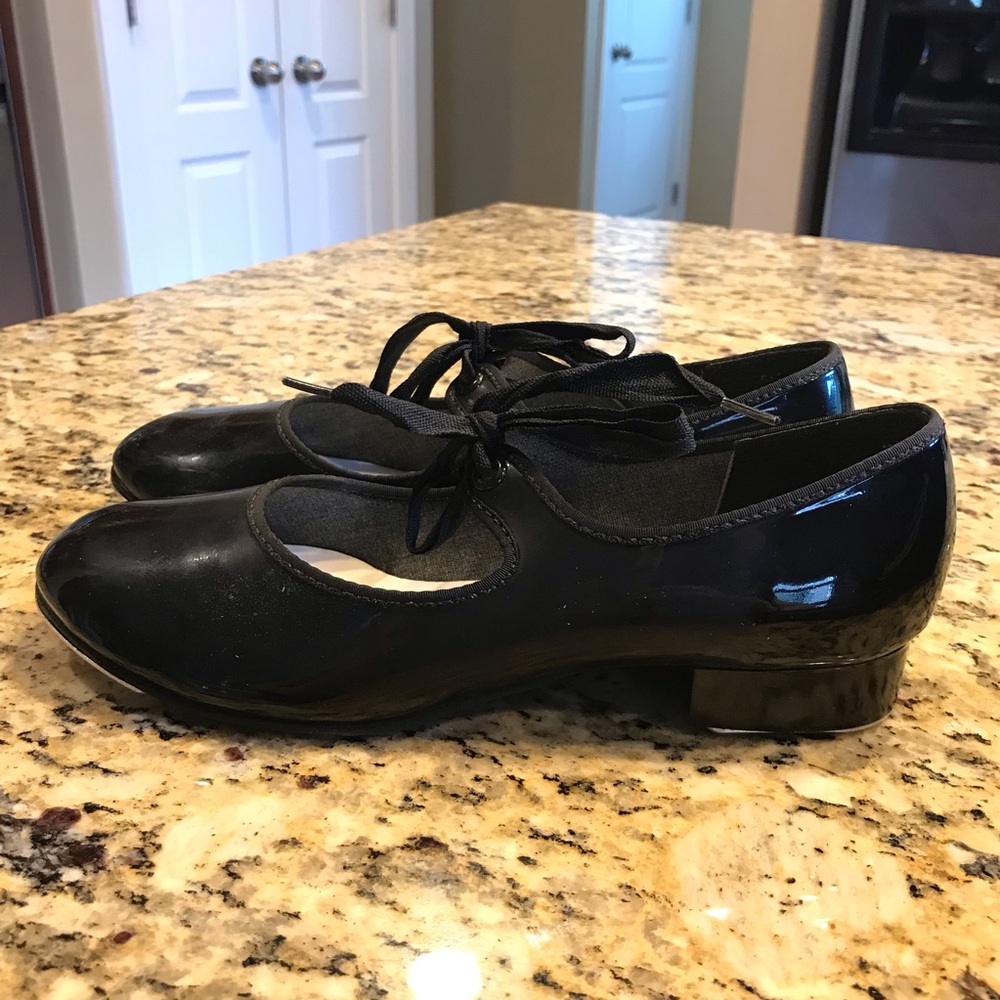 Black patent tap dance shoes